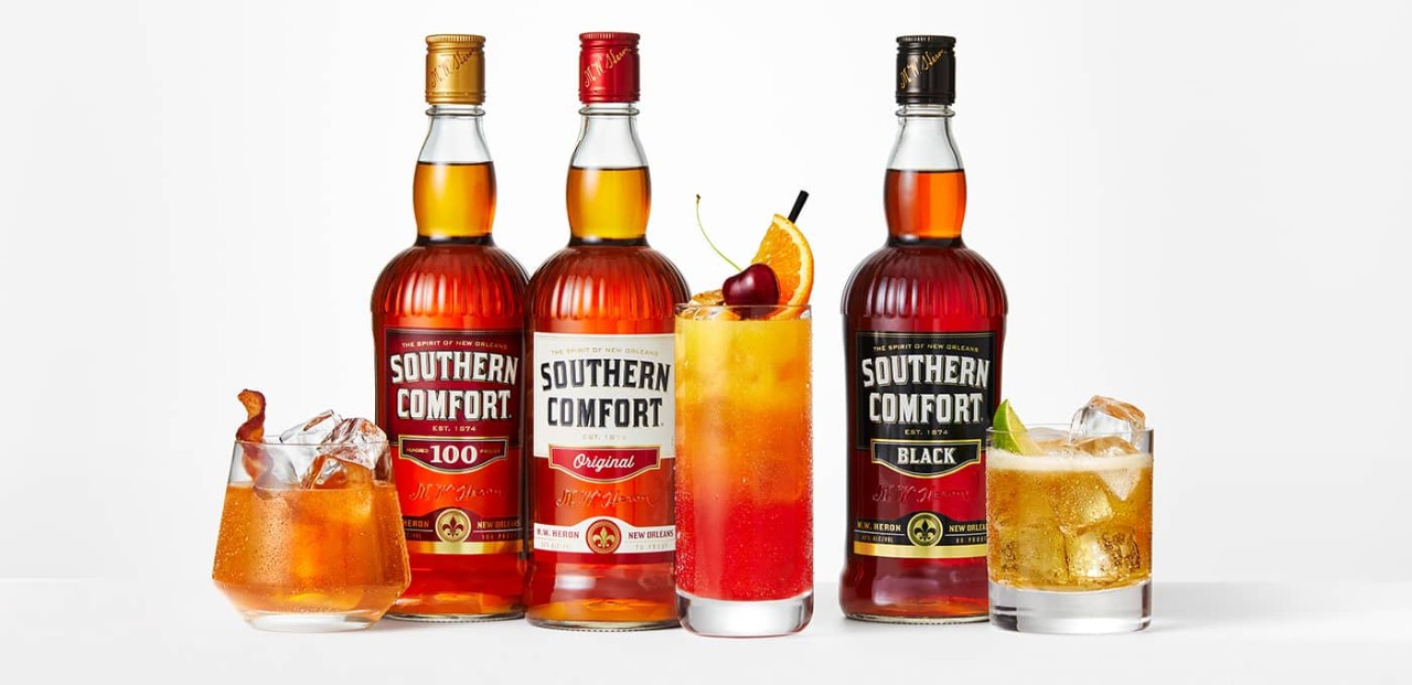 Southern Comfort 100, Original and Black Bottles with cocktails